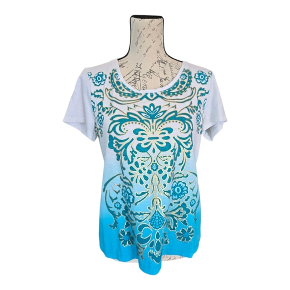 Chico's Zenergy Medallion Ombre Turquoise White Metallic Short Sleeve Top M - Picture 1 of 5